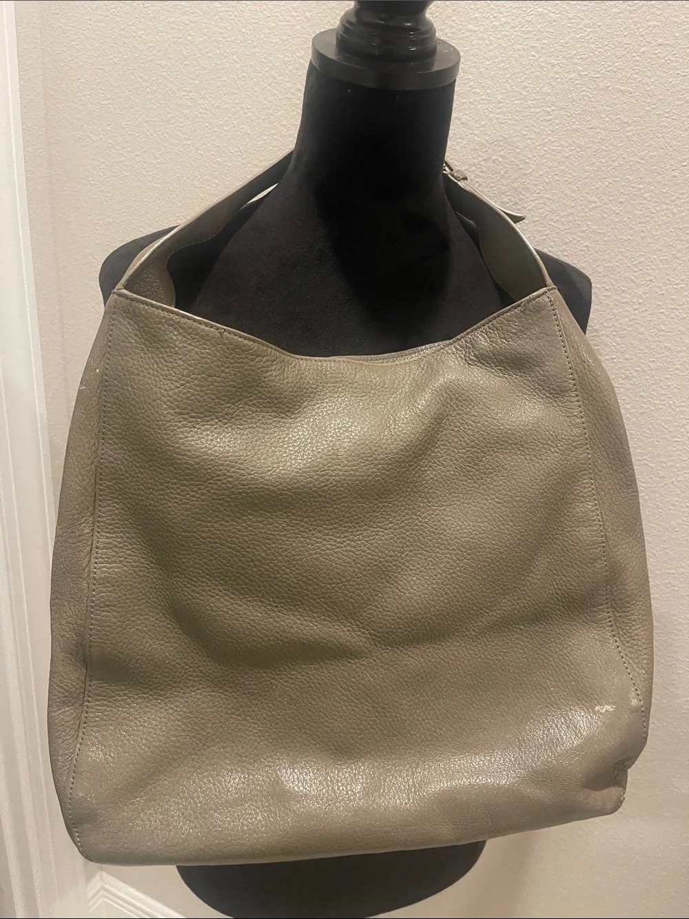 Tory Burch slouchy pebbled leather hobo bag as is